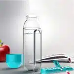 زجاجة مياه ومنظم دواء 2 في 1