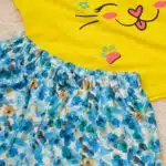⁦عرض بيجامة حريمي شورت وبنطلون اصفر وبينك⁩ - الصورة ⁦3⁩