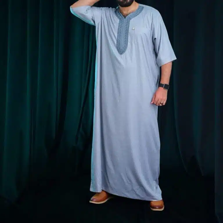 عبايه نص كم رجالي تطريز كورديون