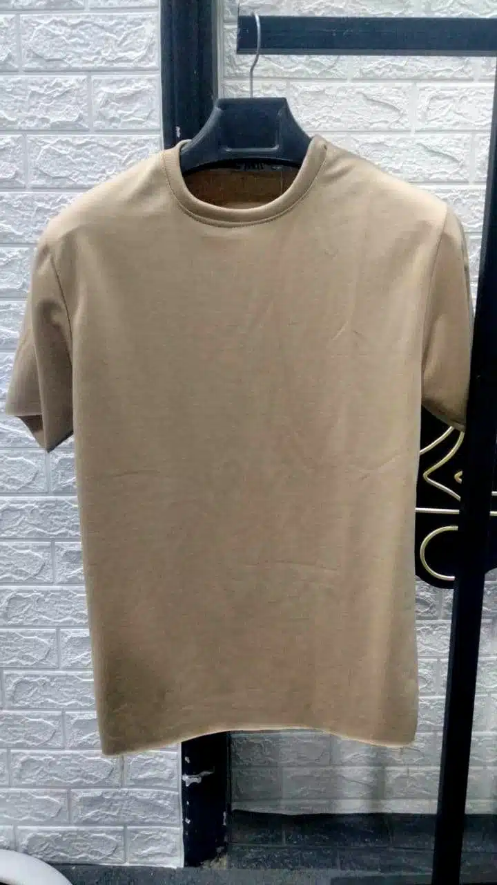  تيشيرت ع النسل جديد ZARA نص كم  ZARA Half Sleeve T-Shirt