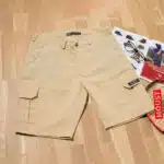 ⁦• عرض قطعتين (شورت كارجو اللون زيتي  + شورت كارجو اللون بيج )⁩ - الصورة ⁦2⁩