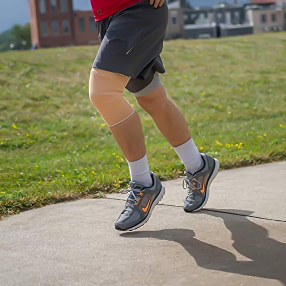 d027c551-38bb-4bfd-9041-ddc99e70c27b.jpg عرض المشدات للرجل و القصبه و الركبه - الصورة 1