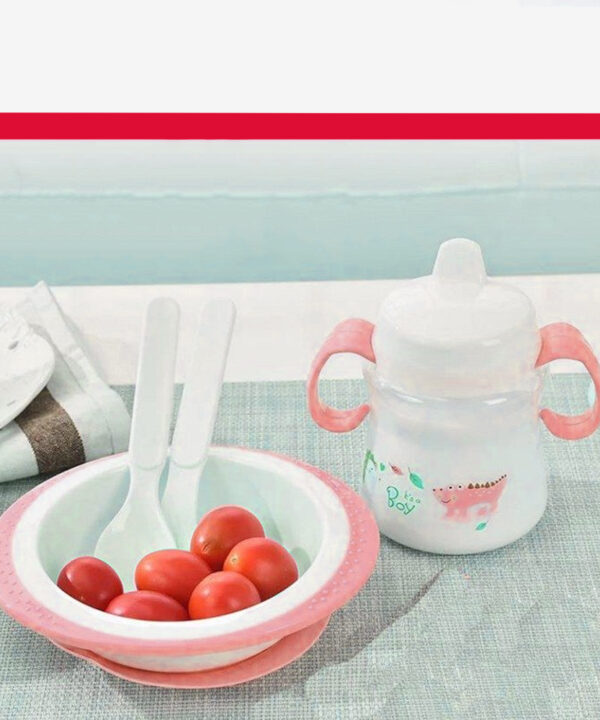 مجموعة تغذية 10 قطع و بافته سيليكون للاولاد